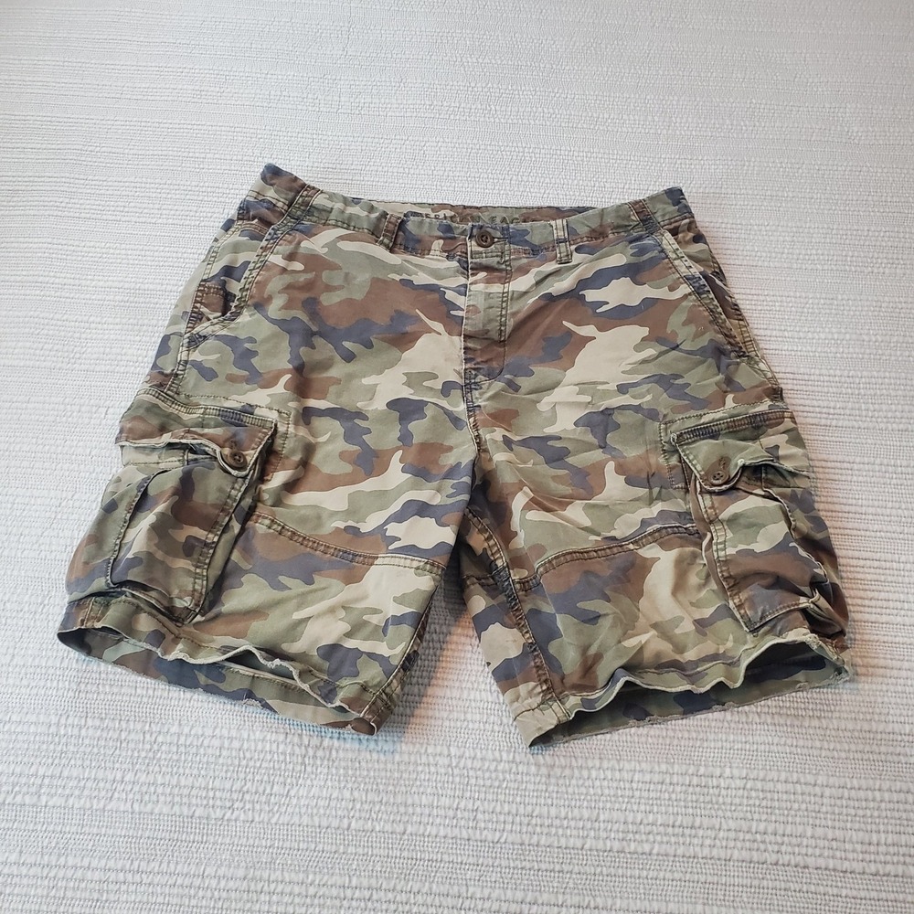 American Eagle Cargo Shorts Mens 40 Green Camo Fair Classic Flex Distressed